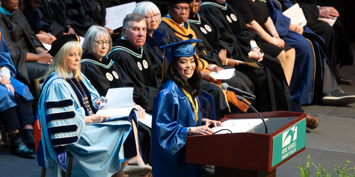 Samantha Navarro speaking at Commencement 2023